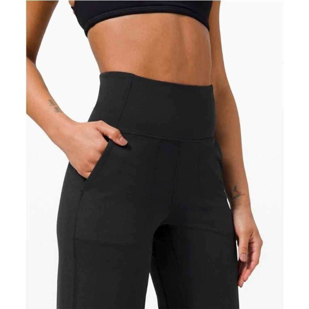 LULULEMON- High-Waisted, cropped, Align Women's Pants. 23” inseam - Picture 2 of 12